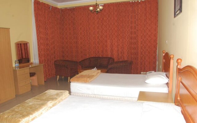 Отель Al Amwaj Hotel ОАЭ, Шарджа - отзывы, цены и фото номеров - забронировать отель Al Amwaj Hotel онлайн комната для гостей