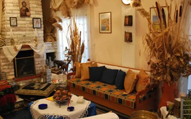 Tsoutsas Guesthouse