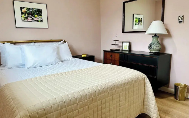 Charming 2BR in Columbia Walkable Pet-friendly