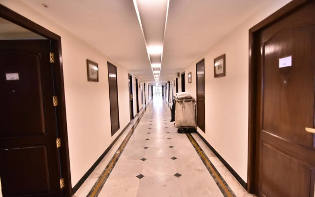 Simsan Hotel Koyambedu