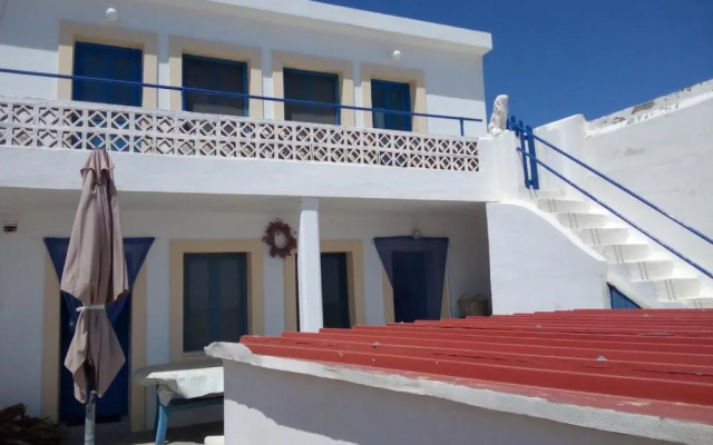 Agias Pelagias Little Beach House