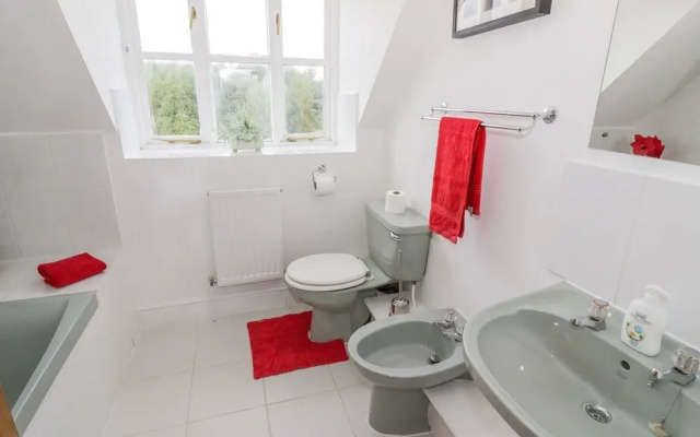 Hollywall Cottage