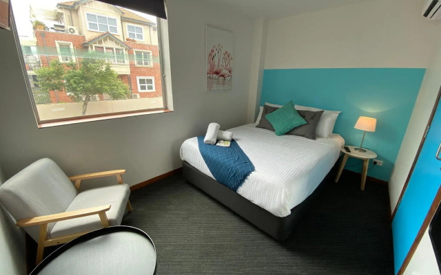 Nomads St Kilda Hostel