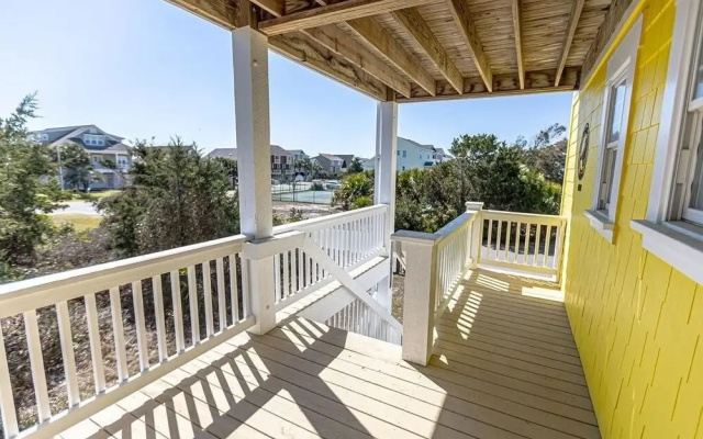 Ramons Roost 5 Bedroom Condo by Redawning