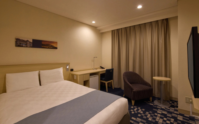 Kobe Sannomiya Tokyu REI Hotel