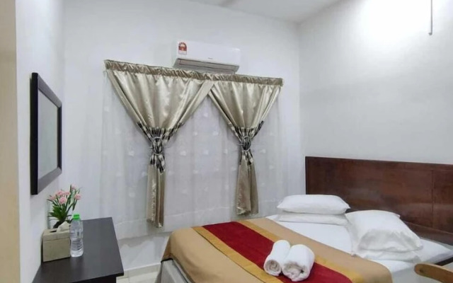 Homestay Ainis Guest House