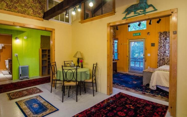 The Inn at Charlotte Bed and Breakfast
