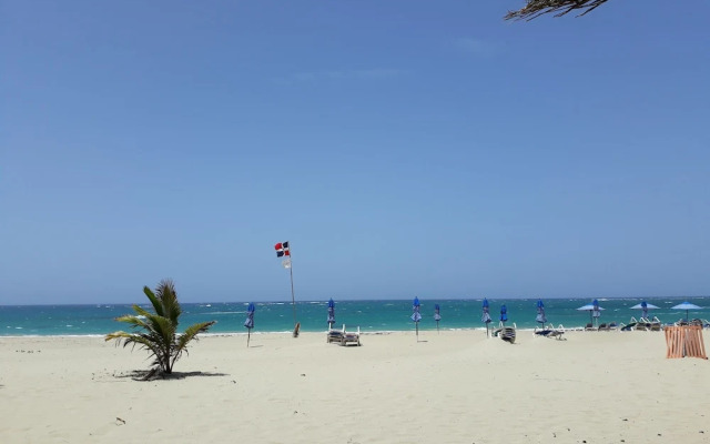 Golden Beach 1 Bedroom Apartments