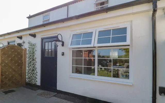 9 Station Cottages