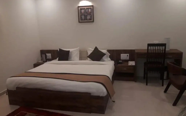 V by Vinnca Hotel Shiva