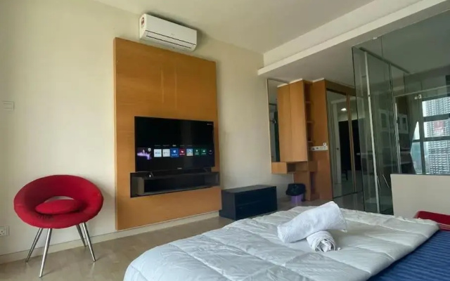 Stylish Romantic Couples Getaway at KL City 1419