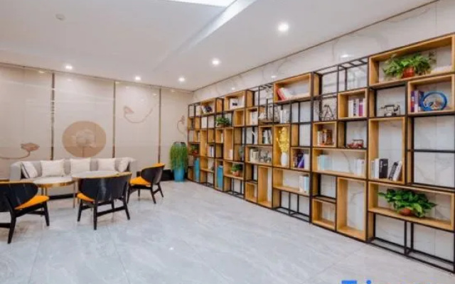 Starway Hotel Fengshun JInda Hot Spring