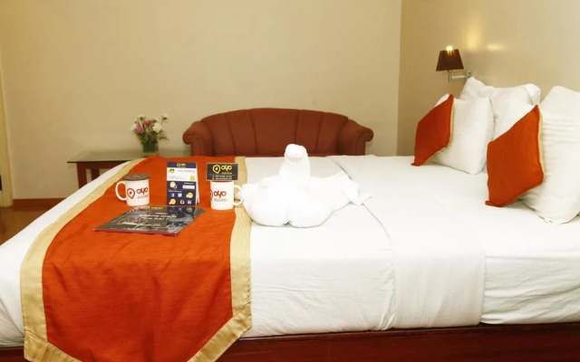 OYO Premium Gandhipuram Avinashi Road