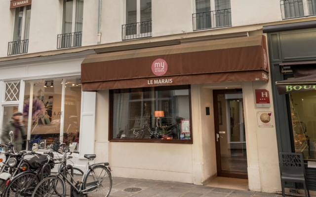 Отель My Hôtel In France Marais вид на фасад