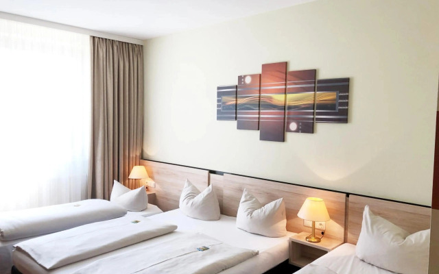 NOVINA HOTEL Südwestpark Nürnberg