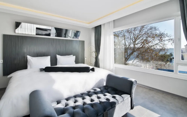 Via Ã‡iragan Hotel