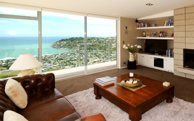 Sumner View Boutique Bed  Breakfast