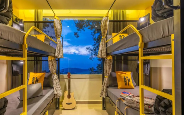 The Hosteller Dalhousie, Mall Road