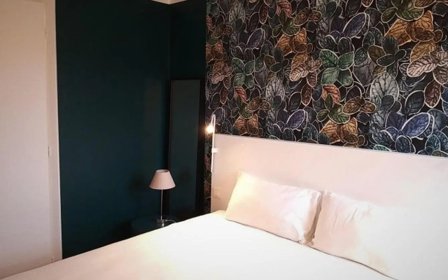 Brit Hotel Marseille Aéroport