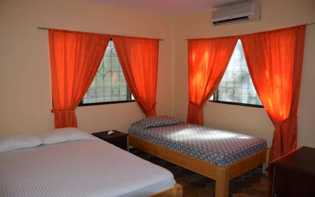 Casa Pura Vida Surf Hostel