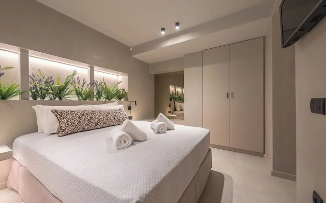 Apollonos 28 Luxury Suites