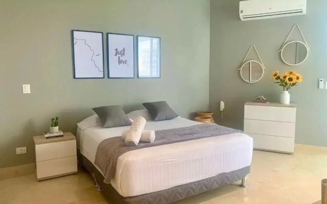 Grand Marina Oceanview Apartments by Xarm Apartments