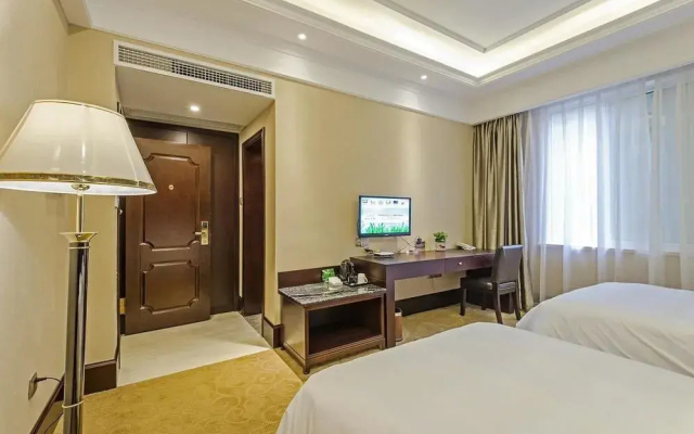 Mianyang Jinshang Century Hotel (Jiuzhou Sports Complex Science City Exhibition Center)