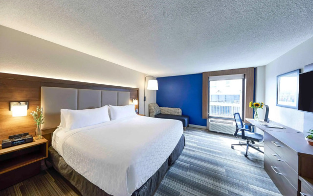 Holiday Inn Express Nashville Downtown - Broadway by IHG