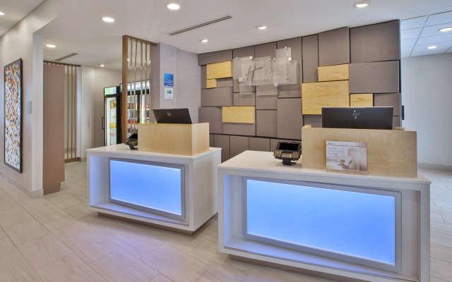 Holiday Inn Express Auburn Hills South by IHG