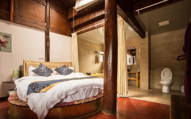 Travel Around the World Inn