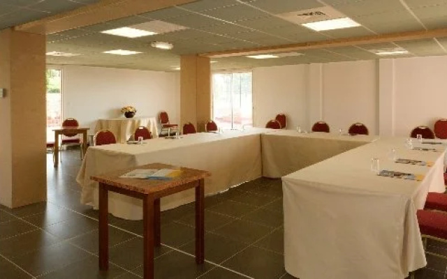 All Suites Resort