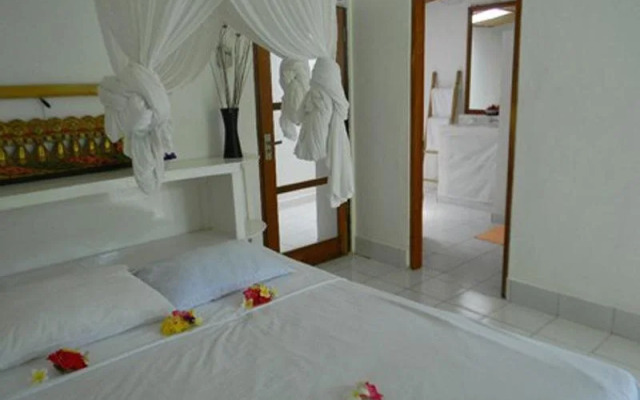 Mimpi Manis Air Sanih