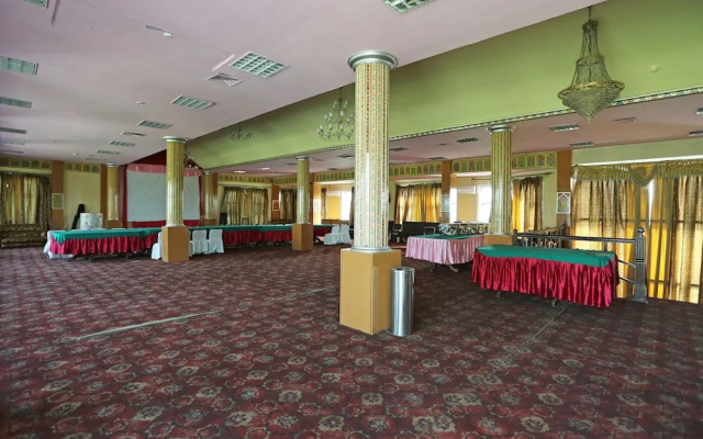 OYO 6409 Hotel Silver Star
