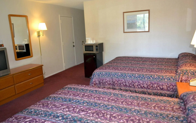 Latham Inn