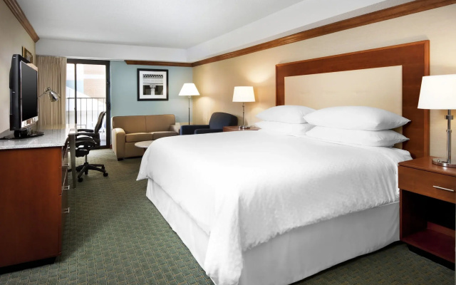 Four Points by Sheraton Richmond Airport