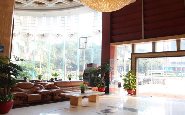 Rich Hotel