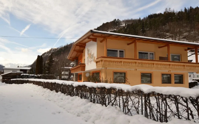 Apartment in Oetz With Balcony, Ski Storage, Fitness Room