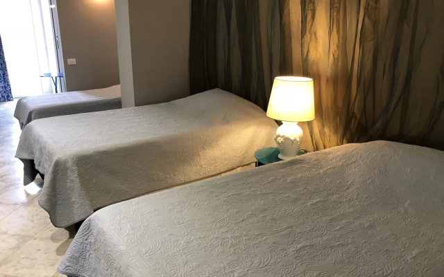 Hotel Portorais