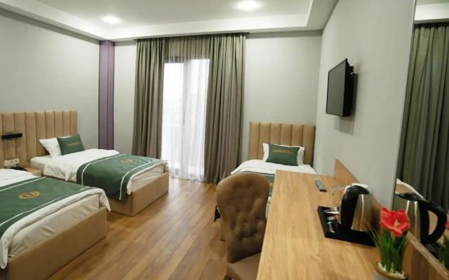 Отель DADIANI Inn