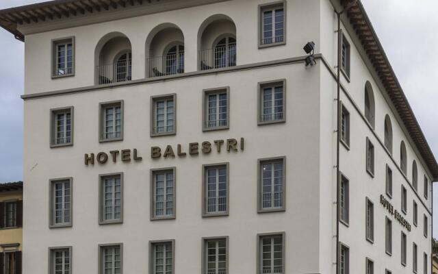 Hotel Balestri вид на фасад