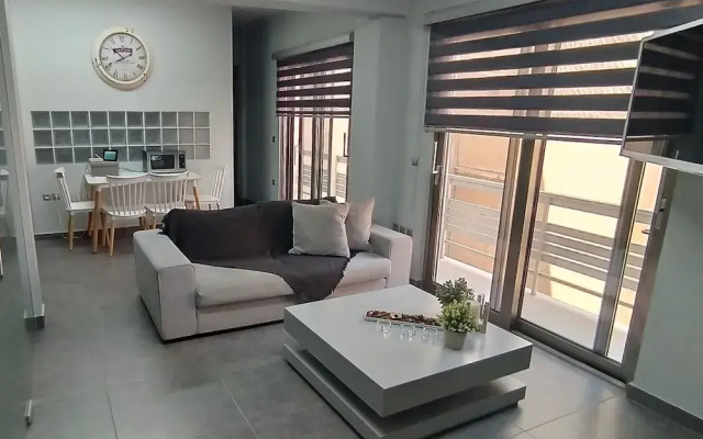 Academys Modern Apartments by Athens Urban Retreat