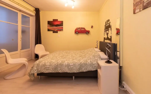 Vintage Apartment With sea View in Ostend