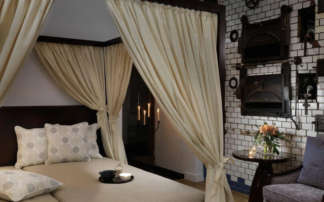 Chalet Belmont Hotel