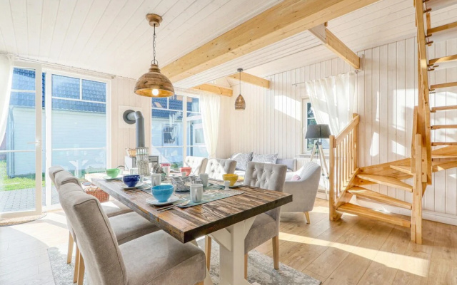 Awesome Home in Zerpenschleuse With 2 Bedrooms