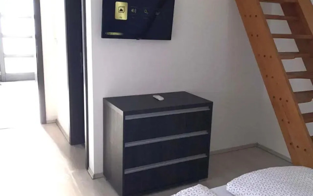 Varkerulet Apartman
