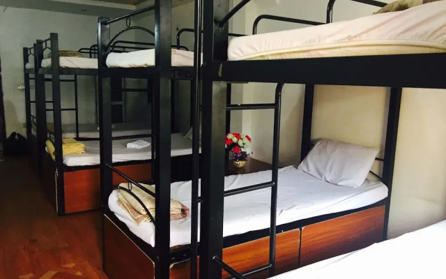 Home Backpackers Hostel