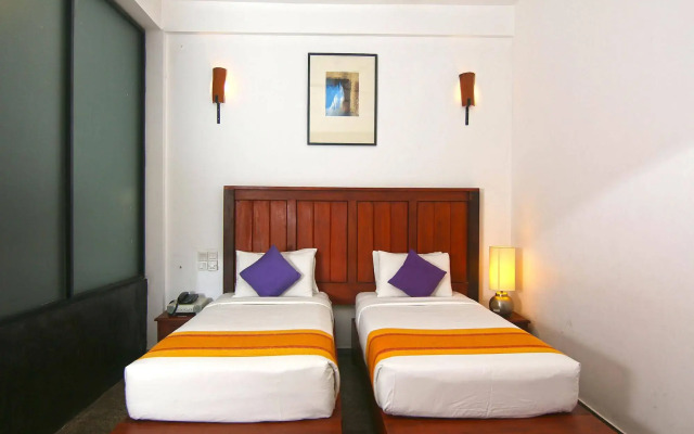 Airport City Hub Hotel