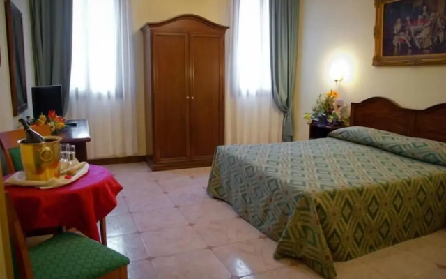 Hotel Atmosphere