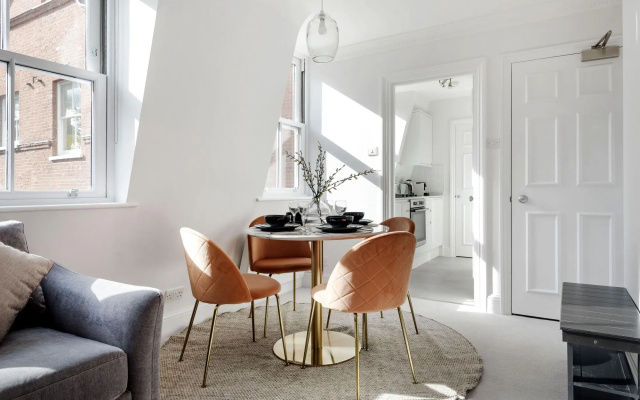 The Wellington Suite Next to Sloane Square