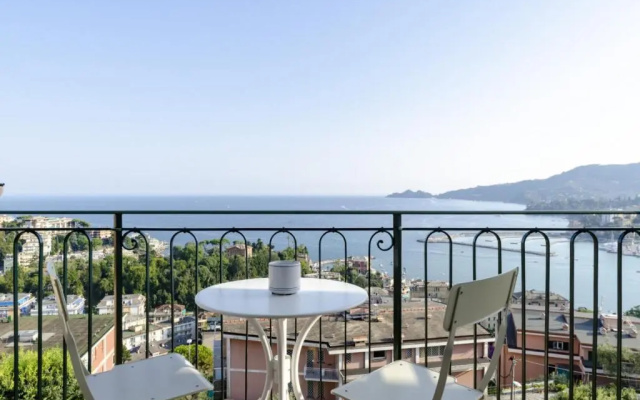 JOIVY Spectacular Sea View Apt For 5 W/Terrace